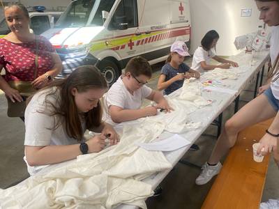 Zeigt anderen wie Erste Hilfe geht! Umsetzung Bild 1